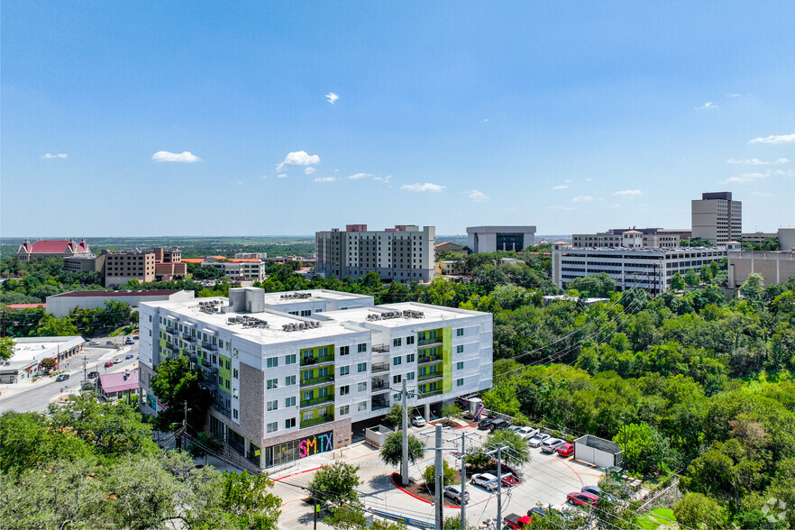 817 Chestnut St, San Marcos, TX for lease - Aerial - Image 2 of 20