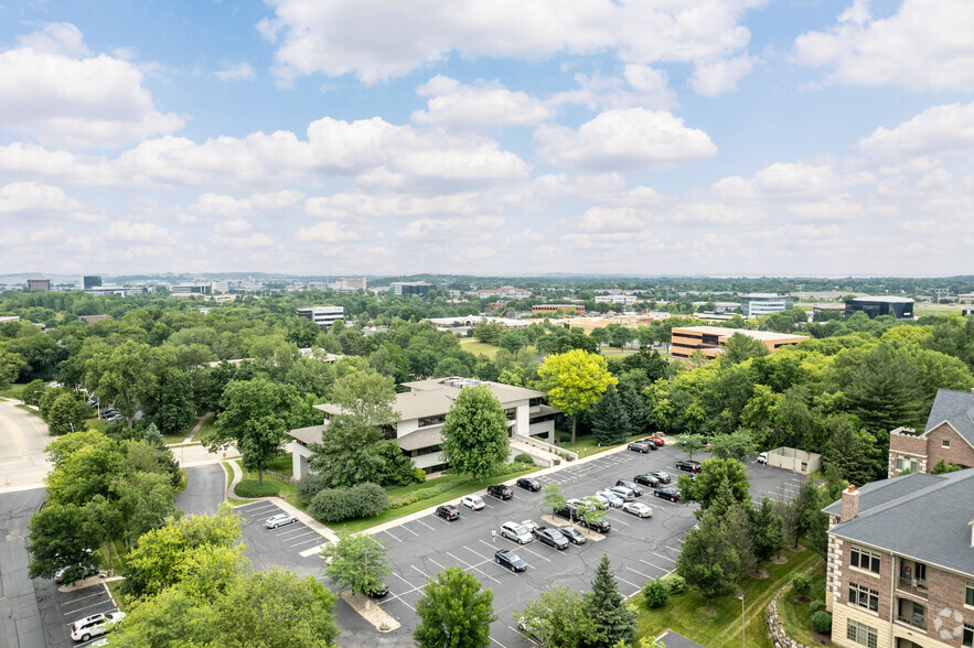 8517 Excelsior Dr, Madison, WI for lease - Aerial - Image 2 of 5