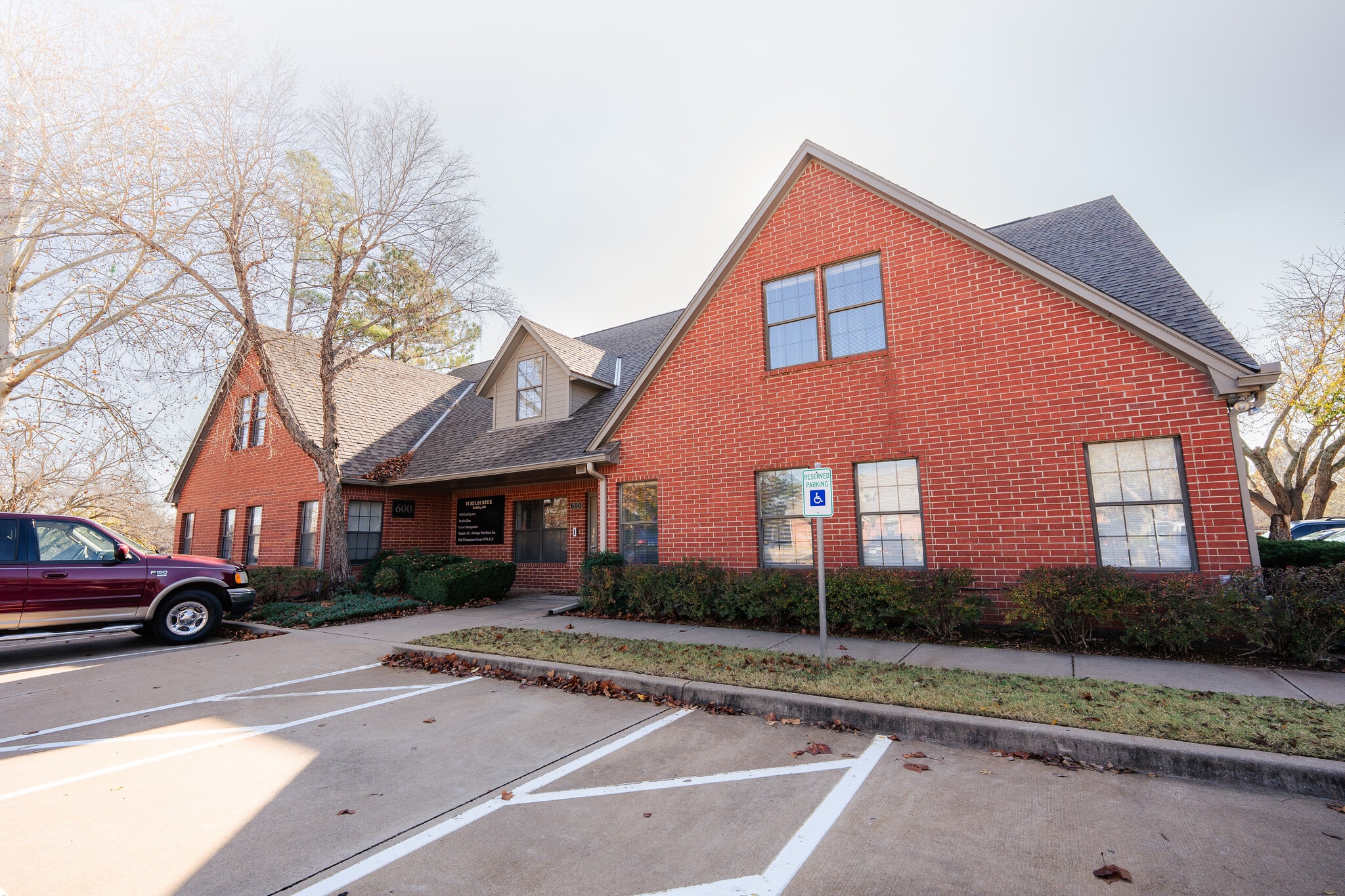 1900 E 15th St, Edmond, OK for sale Building Photo- Image 1 of 30