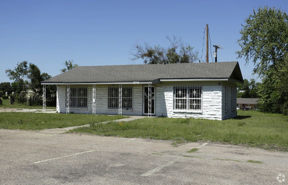 1911 E Veterans Memorial Blvd, Killeen, TX for sale - Primary Photo - Image 1 of 1