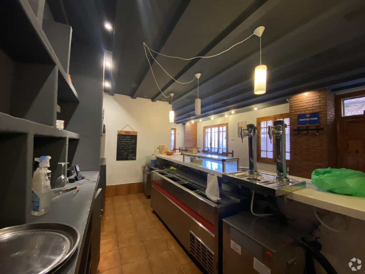 Cuenca, CUE 16002 - Unit Puerta 01, Esc. E - - Interior Photo - Image 2 of 12