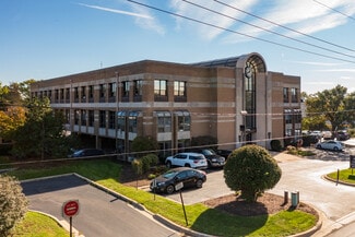 More details for 1S443 Summit Ave, Oakbrook Terrace, IL - Office for Lease