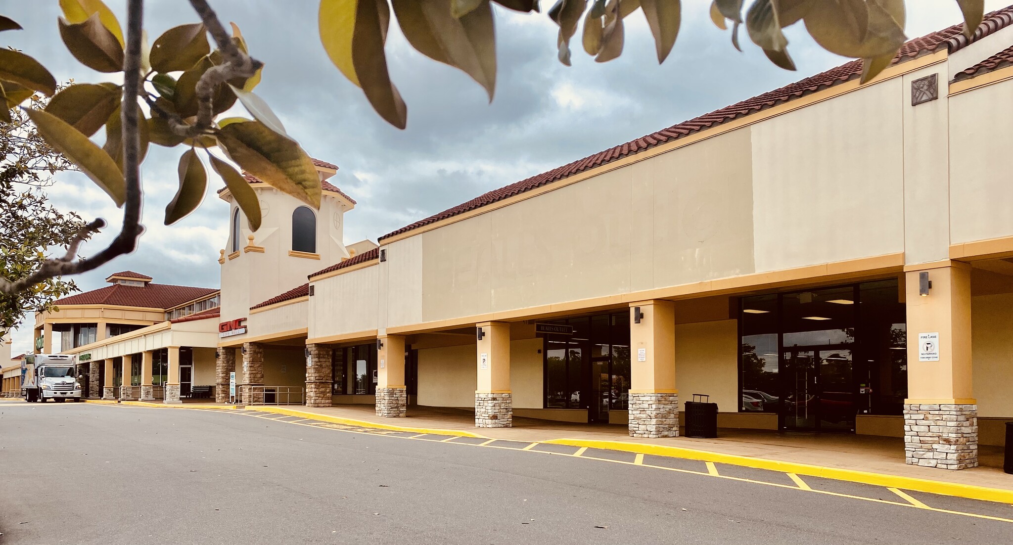 2556 Enterprise Rd, Orange City, FL for lease Building Photo- Image 1 of 9