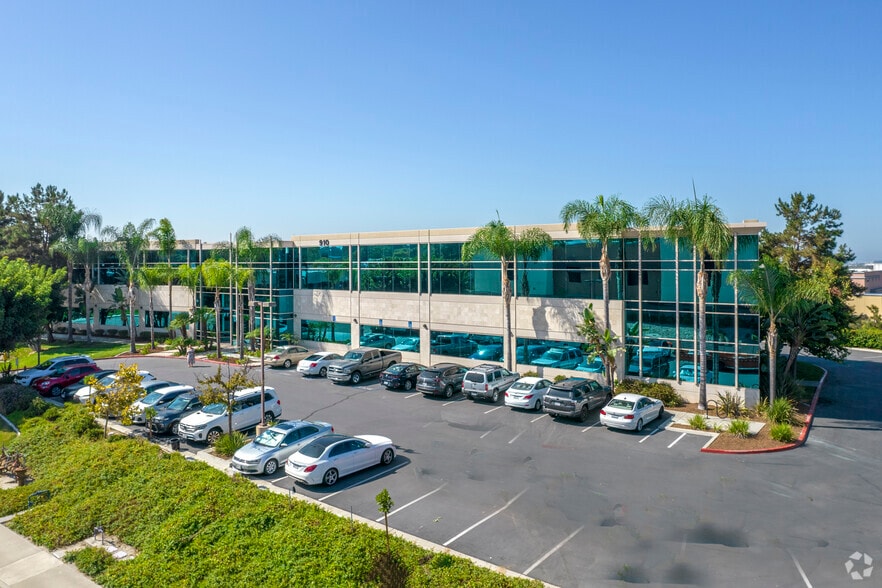 910 Hale Pl, Chula Vista, CA for lease - Building Photo - Image 3 of 6