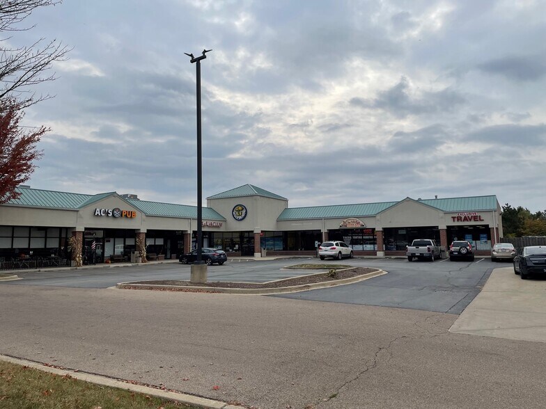 2124 W Galena Blvd, Aurora, IL 60506 Office/Retail for Lease