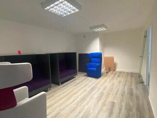 More details for 10 Allée Des Champs Elysées, Évry-Courcouronnes - Office for Lease