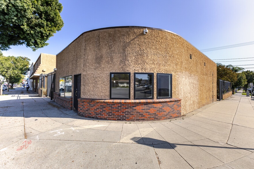 1020 W Magnolia Blvd, Burbank, CA for lease - Building Photo - Image 3 of 18
