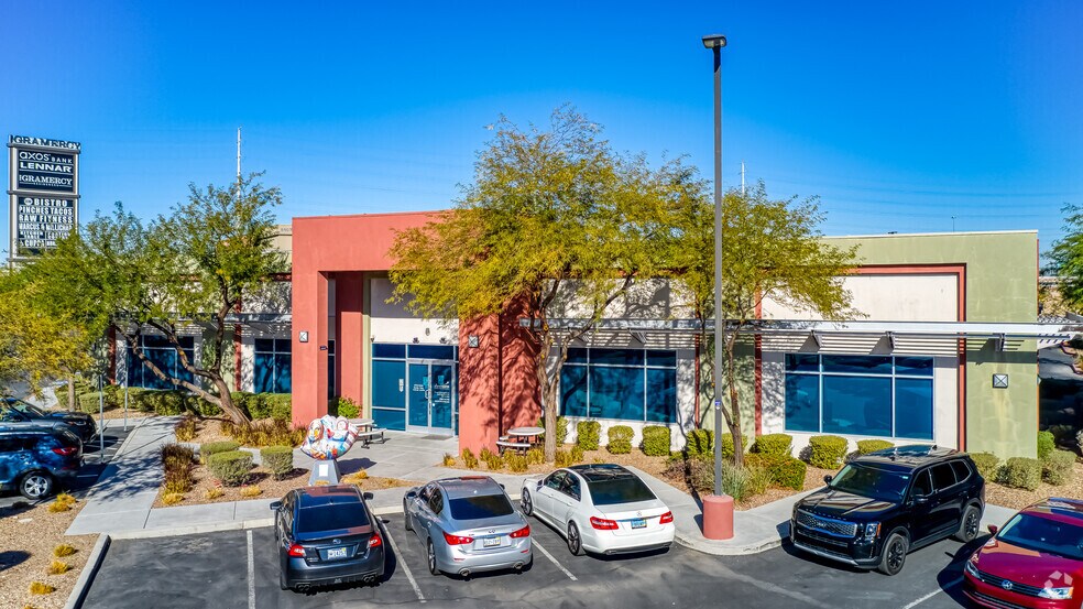 9145 W Russell Rd, Las Vegas, NV for sale - Primary Photo - Image 1 of 1