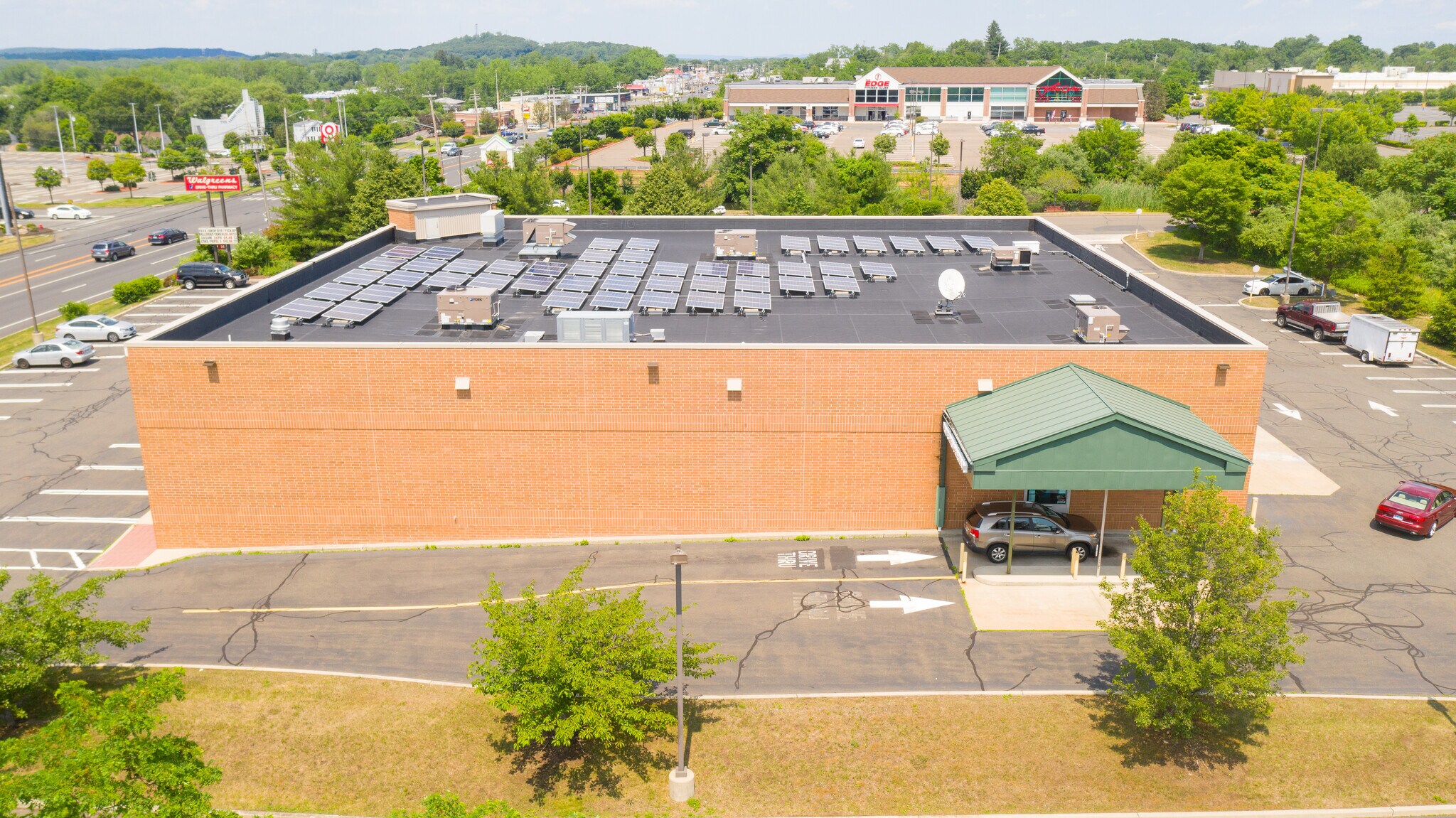 54 Boston Post Rd, Orange, CT 06477 Walgreens