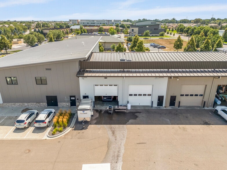 2026-2027 Bear Mountain Dr, Fort Collins, CO for sale - Aerial - Image 2 of 10