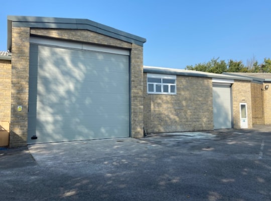 1-5b Sheldon Business Park, Chippenham for sale - Primary Photo - Image 1 of 1