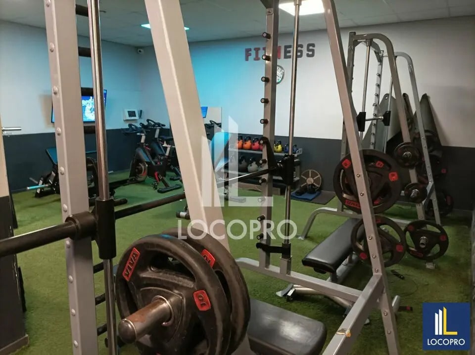 Retail in Nice for sale Building Photo- Image 1 of 4