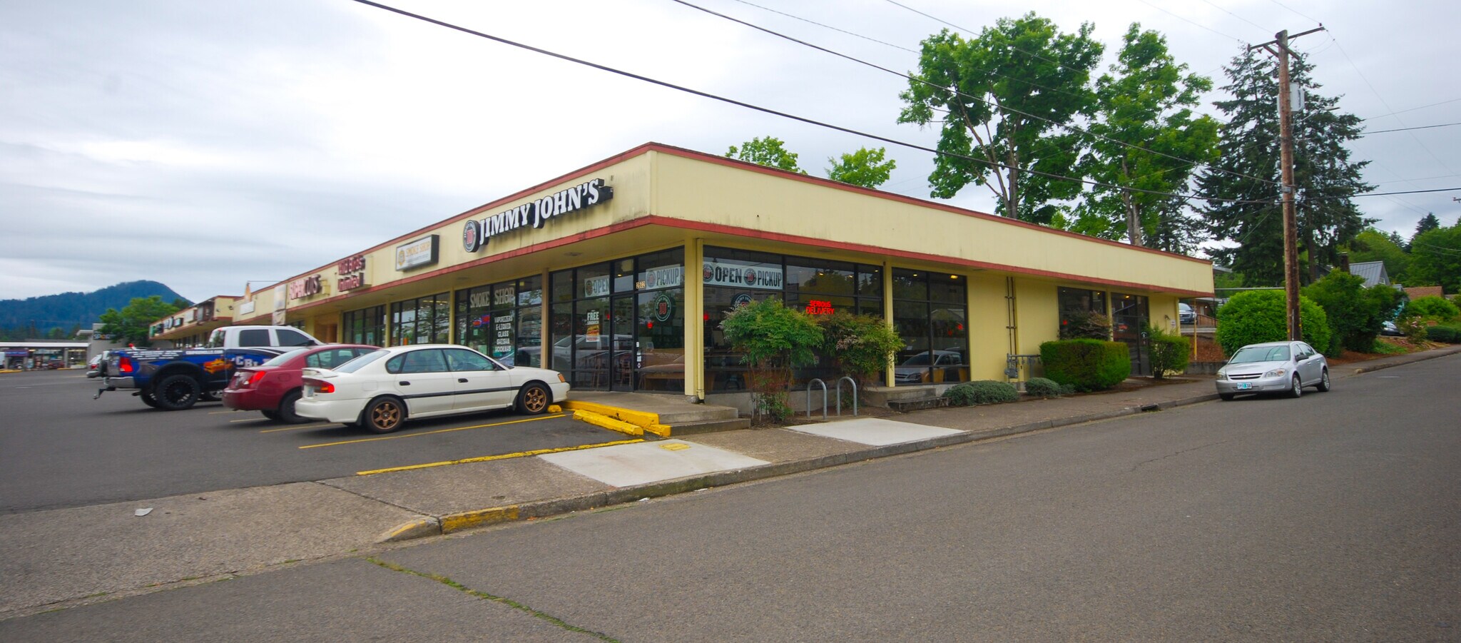 25102540 Willamette St, Eugene, OR 97405 Willamette Square