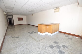 Pentre Rd, Carmarthen for lease Interior Photo- Image 1 of 5