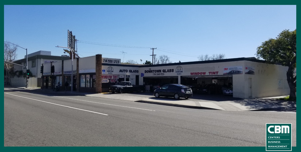 302 E 1st St, Santa Ana, CA for lease - Building Photo - Image 2 of 6