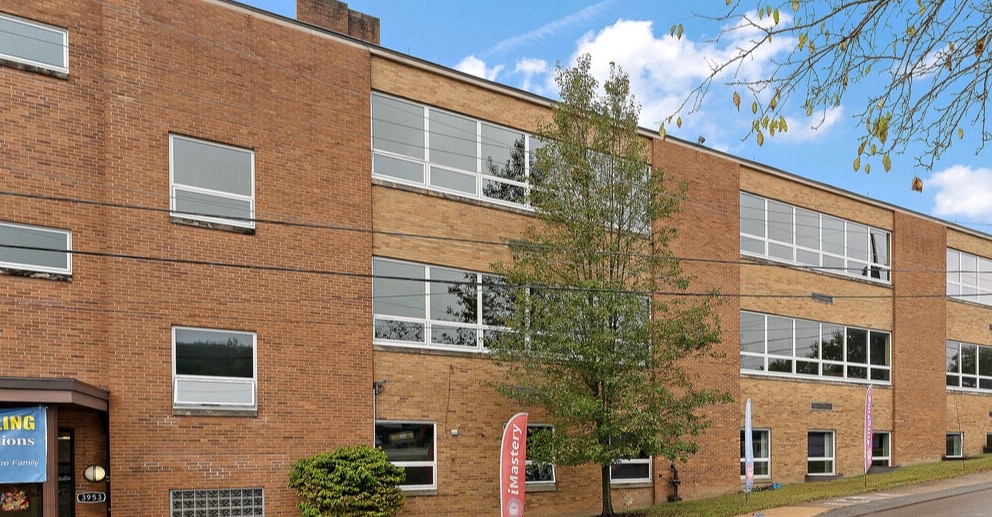 3953 Kirk Ave, Allison Park, PA for lease Interior Photo- Image 1 of 12