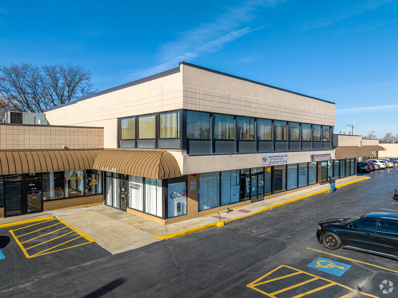 8600 S Pulaski Rd, Chicago, IL for lease - Building Photo - Image 1 of 14