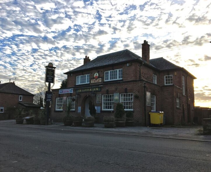 98 Moss Ln, Macclesfield, SK11 7XH