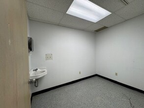 3401 Glendale Ave, Toledo, OH for lease Building Photo- Image 2 of 12