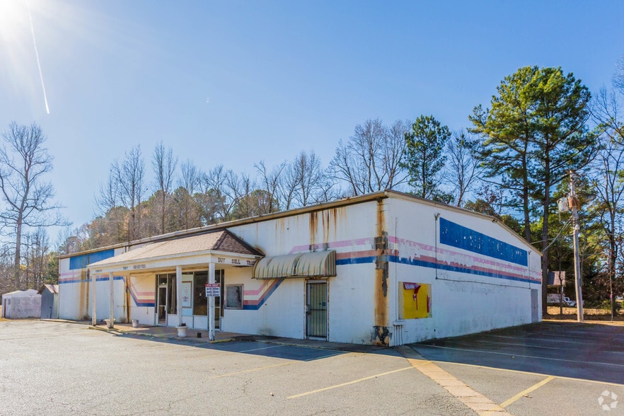 820 Sheridan Rd, Redfield, AR for sale - Primary Photo - Image 1 of 1