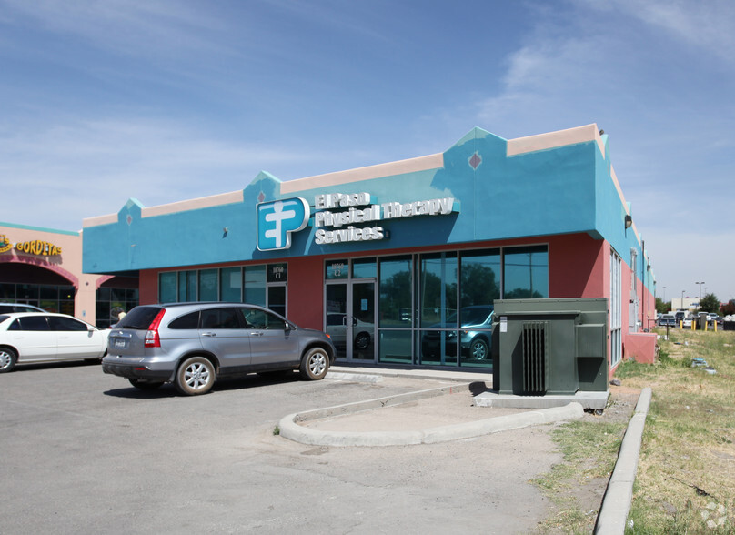 10760 North Loop Rd, El Paso, TX for sale - Building Photo - Image 3 of 9