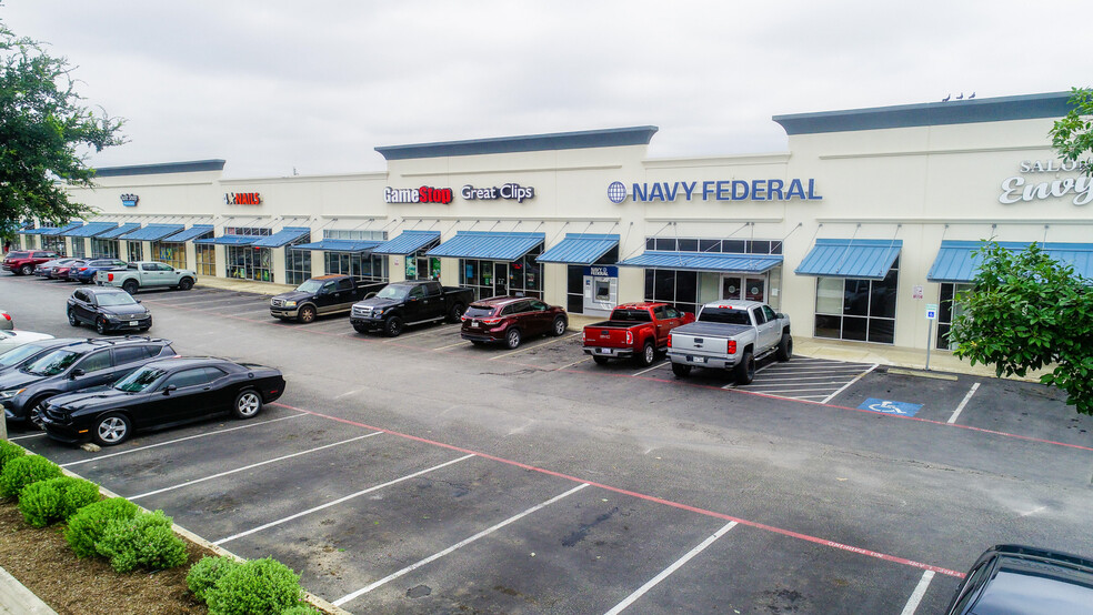 1432 Austin Hwy, San Antonio, TX for lease - Building Photo - Image 2 of 9