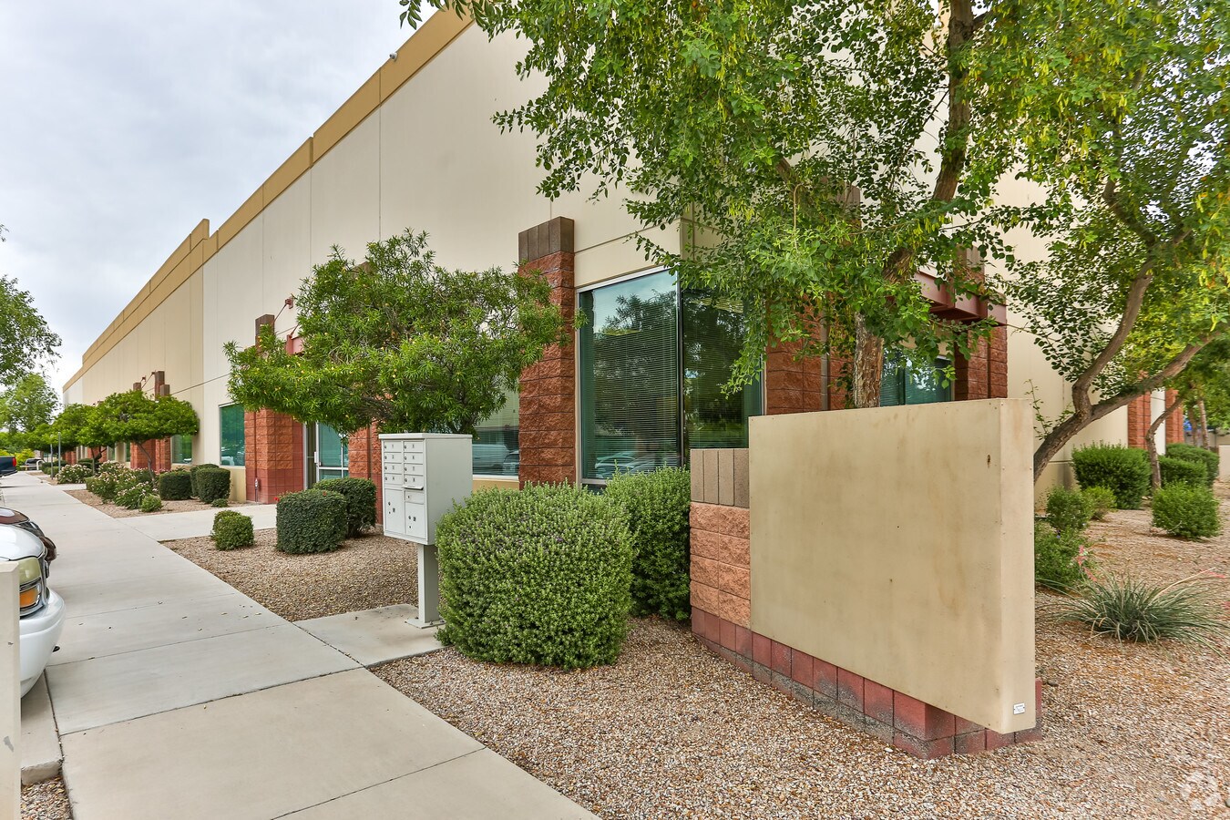 4215 E McDowell Rd, Mesa, AZ 85215 Mesa Ridge Business Park