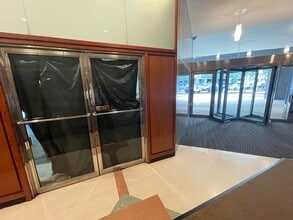 1880 John F Kennedy Blvd, Philadelphia, PA for lease Building Photo- Image 2 of 8