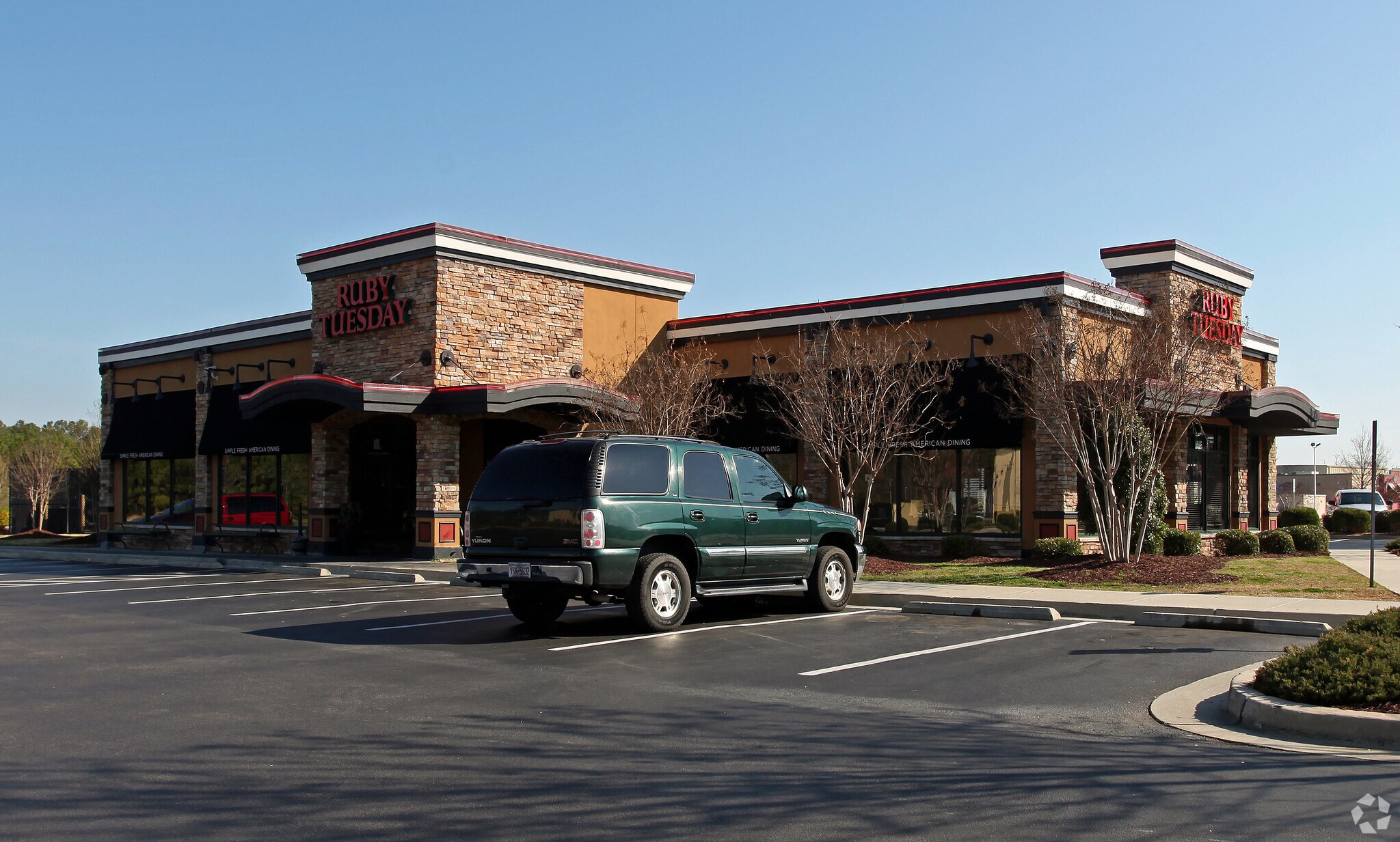 160 Smithfield Xing, Smithfield, NC for sale Building Photo- Image 1 of 1