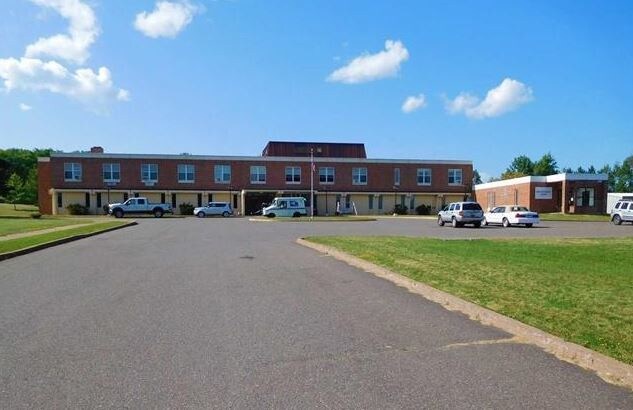 320 Superior Ave, Washburn, WI for sale - Primary Photo - Image 1 of 1