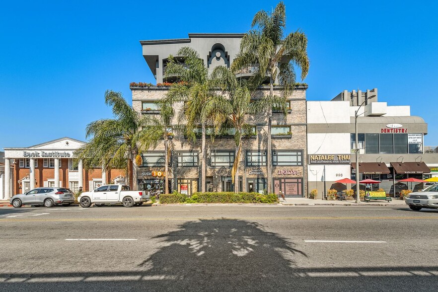 930 S Robertson Blvd, Los Angeles, CA for lease - Building Photo - Image 1 of 7