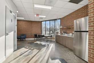 1508 Moran Rd, Sterling, VA for sale Interior Photo- Image 2 of 10