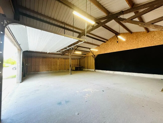 Location Entrepôt 192 m²