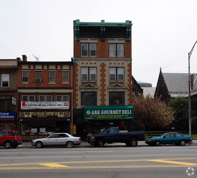 946 Broad St, Newark, NJ for sale - Primary Photo - Image 1 of 1