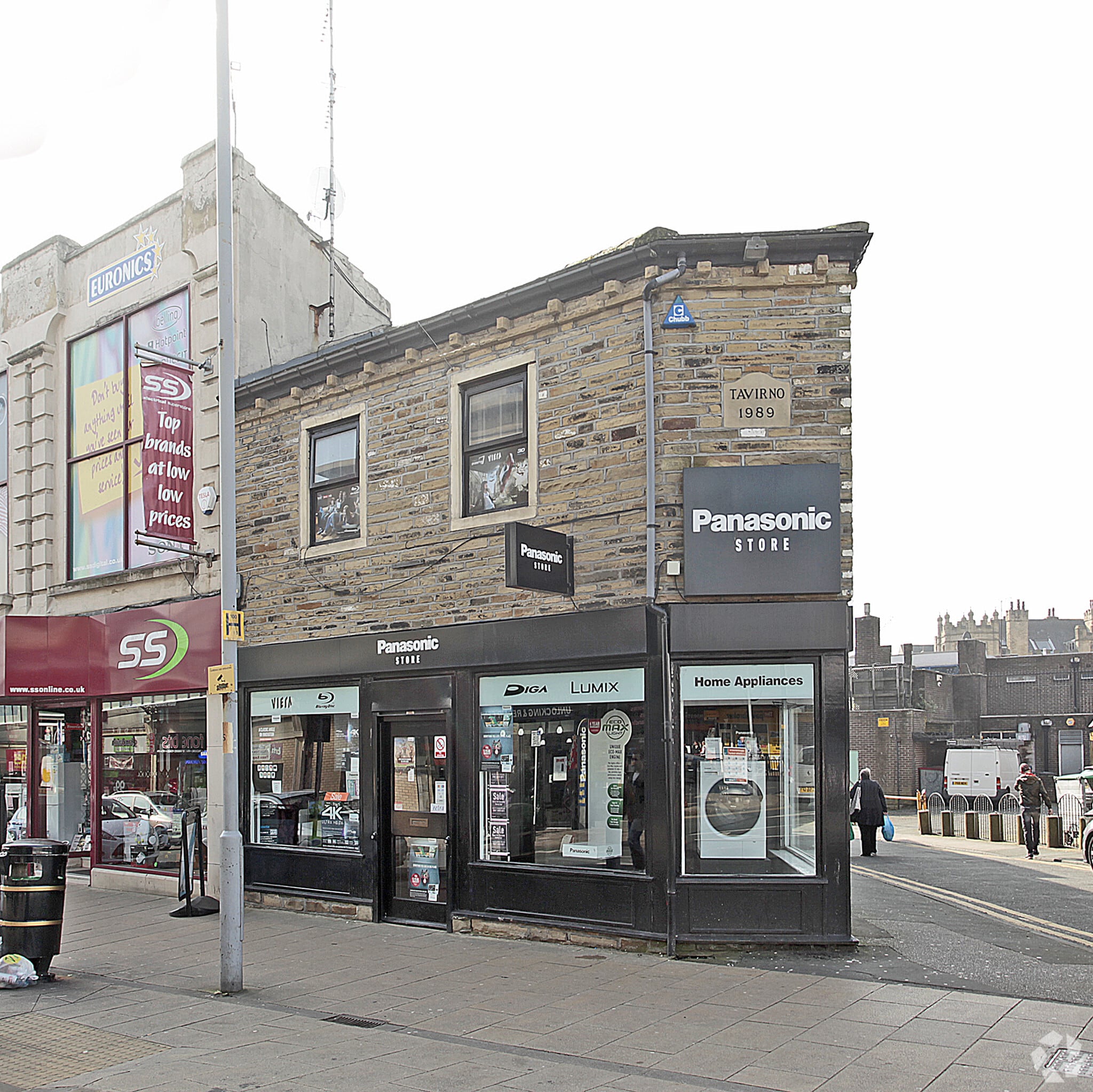 58 James St, Bradford for sale Primary Photo- Image 1 of 1