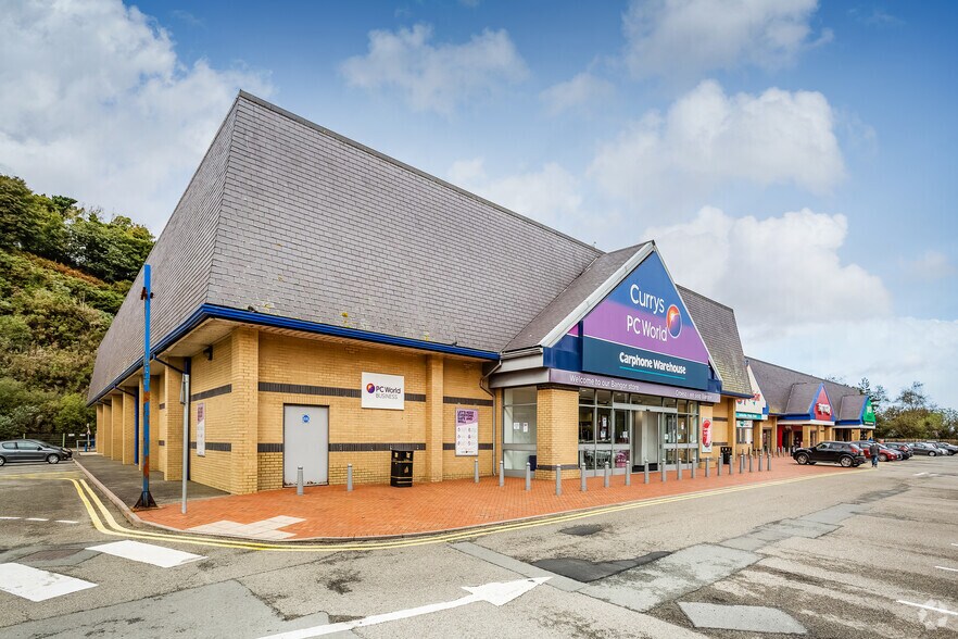 Caernarfon Rd, Bangor, GWN LL57 4SJ