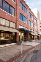 Hub Building - Call Center