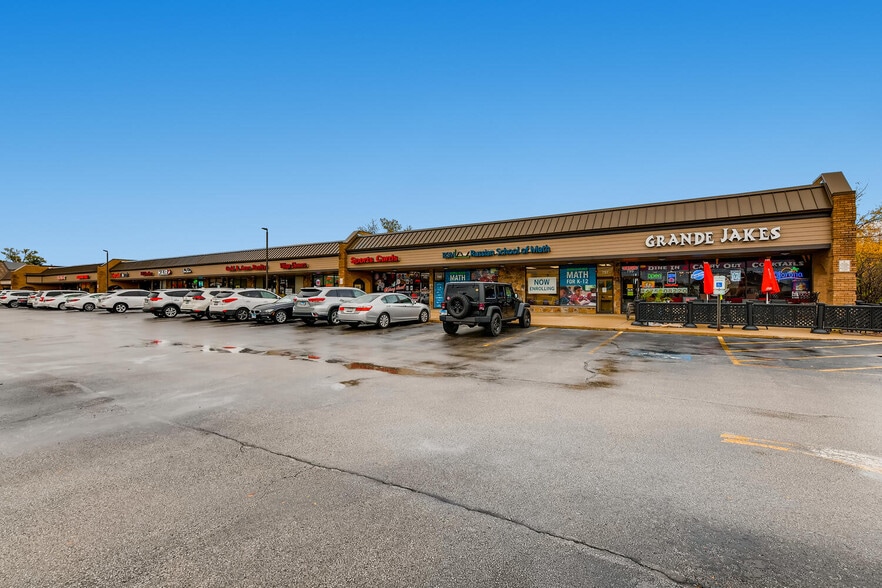 745-799 S Buffalo Grove Rd, Buffalo Grove, IL for sale - Building Photo - Image 1 of 1