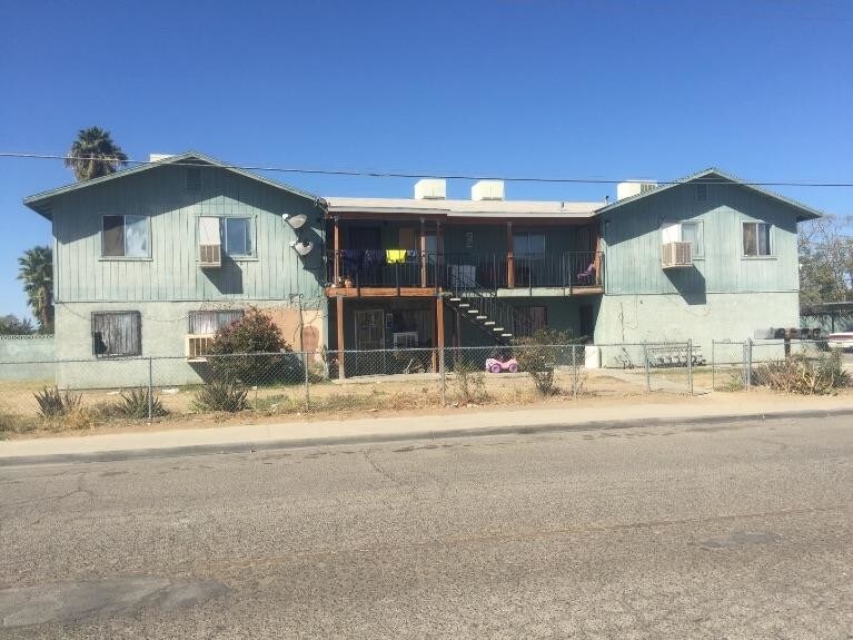 1170 7th St, Mendota, CA 93640