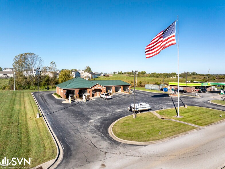 1042 Bypass S, Lawrenceburg, KY for sale - Building Photo - Image 2 of 25