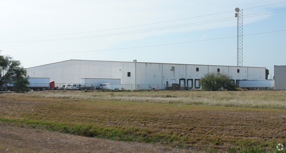 3801 Ursula Ave, McAllen, TX for lease - Building Photo - Image 2 of 2