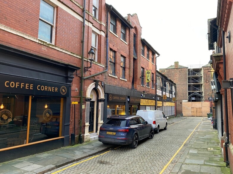 33-53 Library St, Wigan for lease - Building Photo - Image 3 of 12