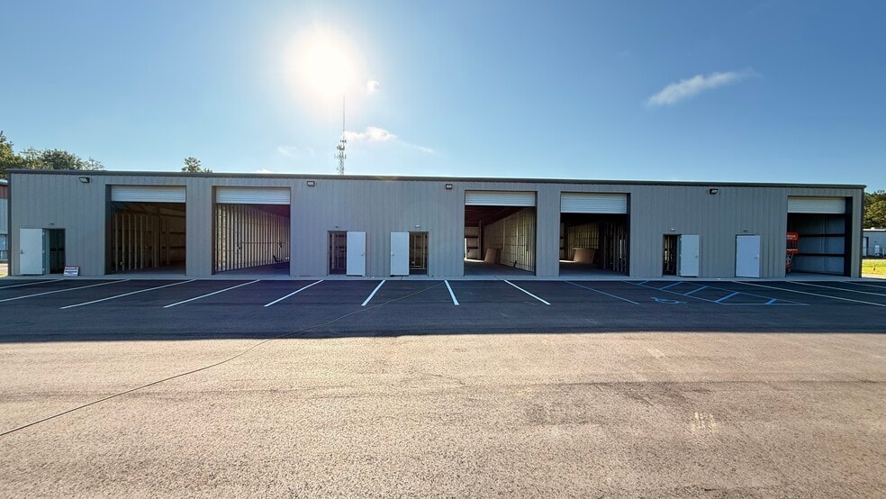 4557 Savannah Hwy, Ravenel, SC for lease - Building Photo - Image 3 of 38