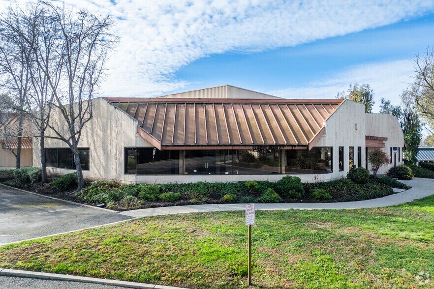 47531 Warm Springs Blvd, Fremont, CA for lease - Building Photo - Image 1 of 5