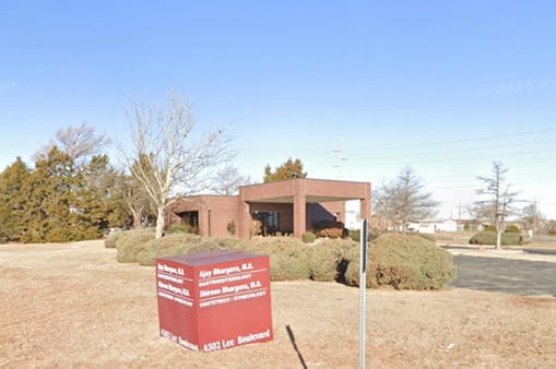 4302 SW Lee Blvd, Lawton, OK for lease - Building Photo - Image 2 of 9