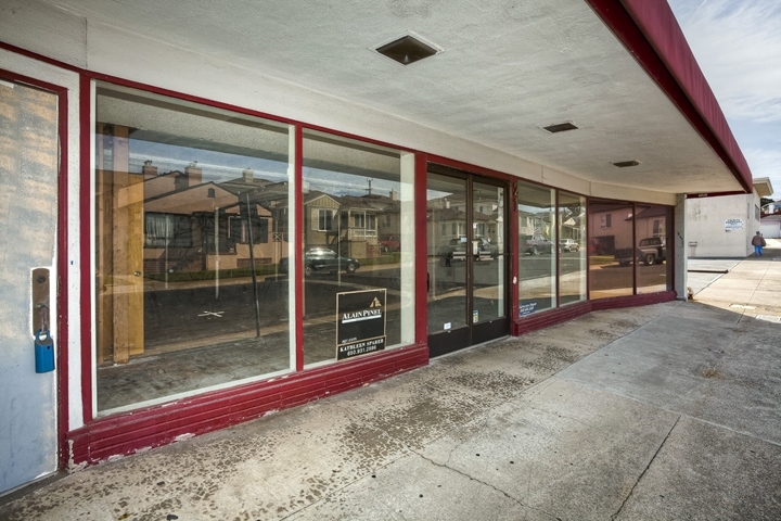 210-222 Mosswood Way, South San Francisco, CA for lease - Building Photo - Image 3 of 10