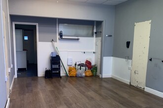 20-24 Newbury St, Wantage for lease Interior Photo- Image 2 of 3