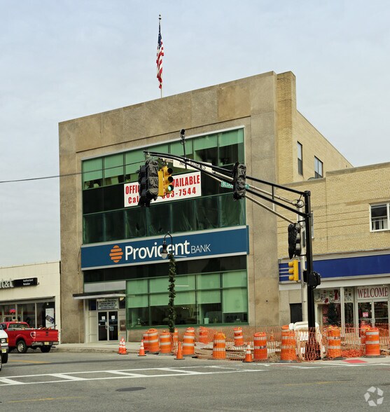 11-13 Broad St, Bloomfield, NJ for sale - Primary Photo - Image 1 of 1