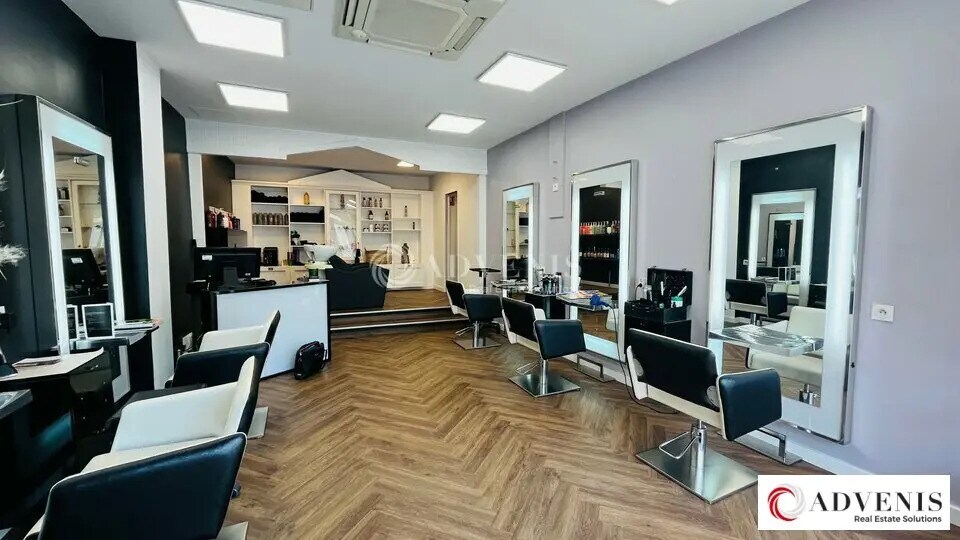 Retail in Le Bouscat for lease - Interior Photo - Image 3 of 9