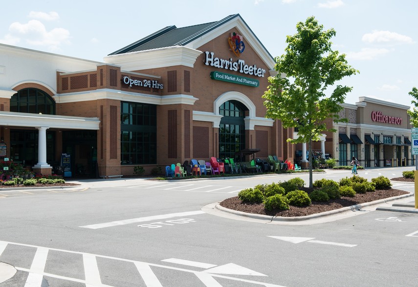 2120 Wayne Memorial Dr, Goldsboro, NC for lease - Building Photo - Image 3 of 3